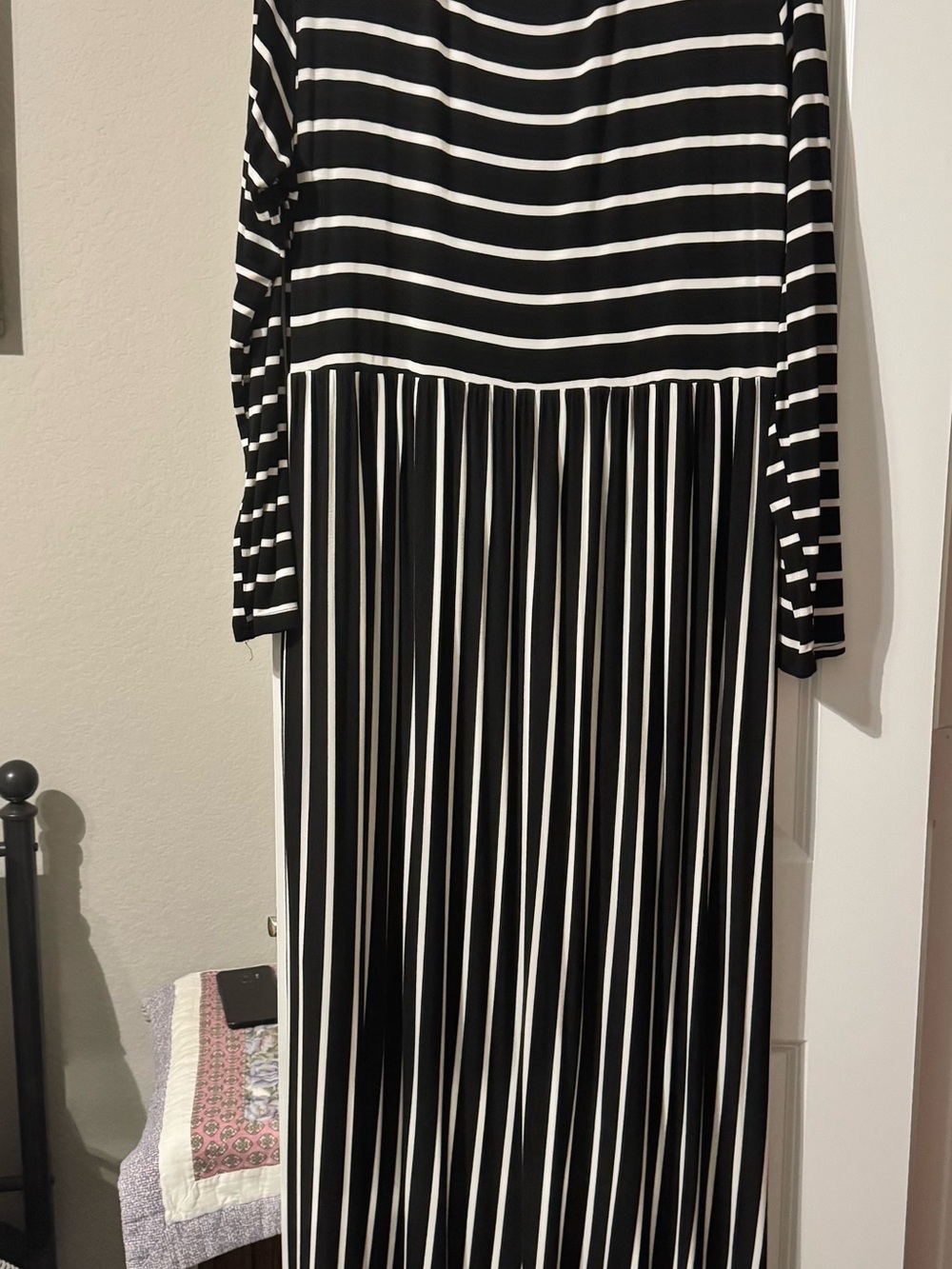 Black & White Striped Long-Sleeve Maxi Dress